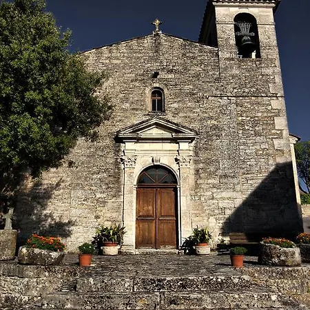 Le Mas De Cavene Bed & Breakfast